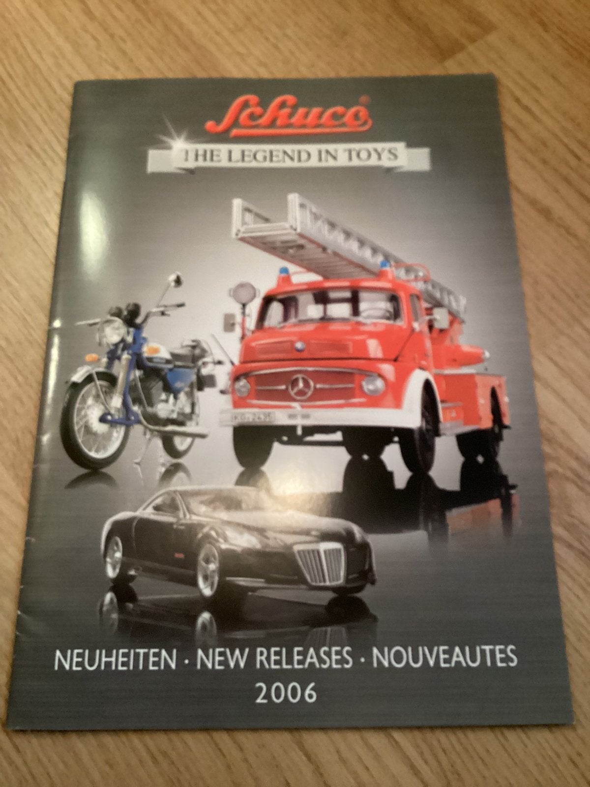 Schuco catalogus 2006, Ophalen of Verzenden, Zo goed als nieuw, Overige typen