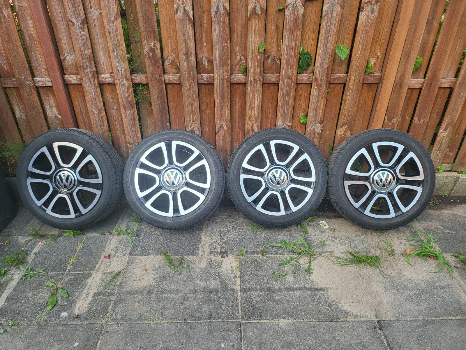 VW Up! Originele Triangle velgen met banden 185/50R16, Ophalen, Gebruikt, 16 inch, Banden en Velgen