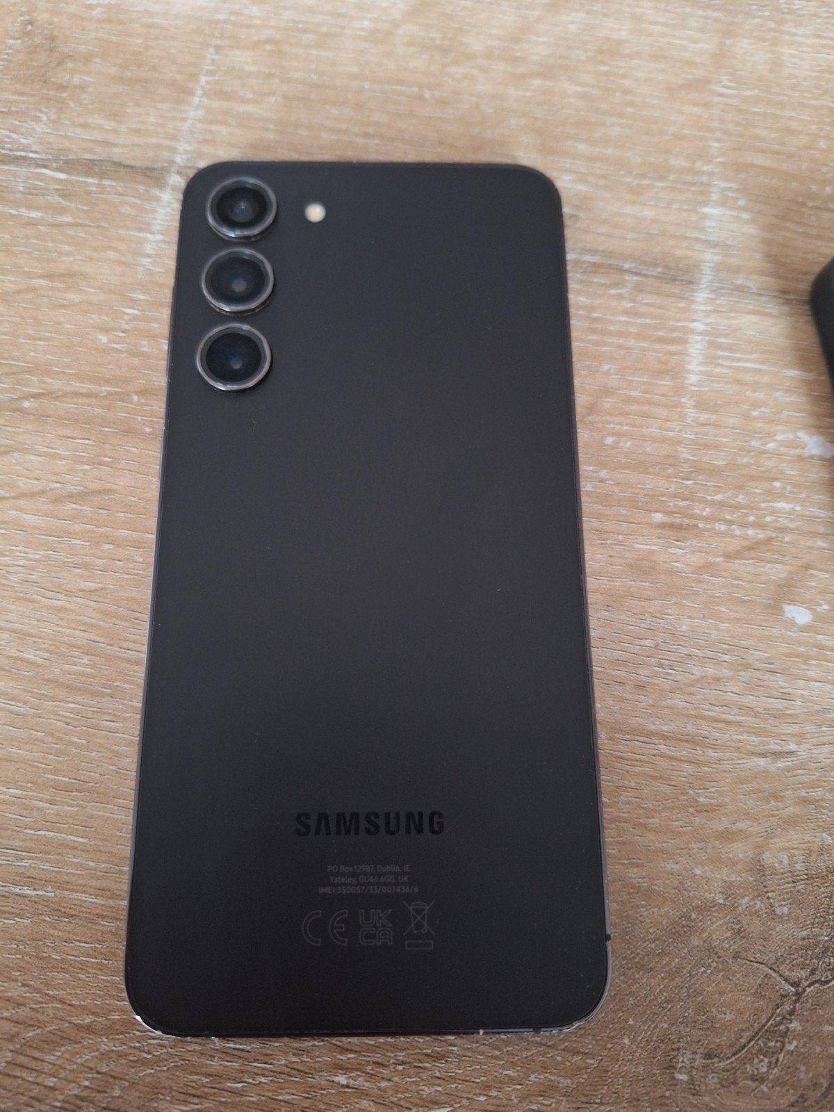 Foto 6 van Samsung Galaxy S23+ 256GB Zwart compleet+ lader & 2 hoesjes