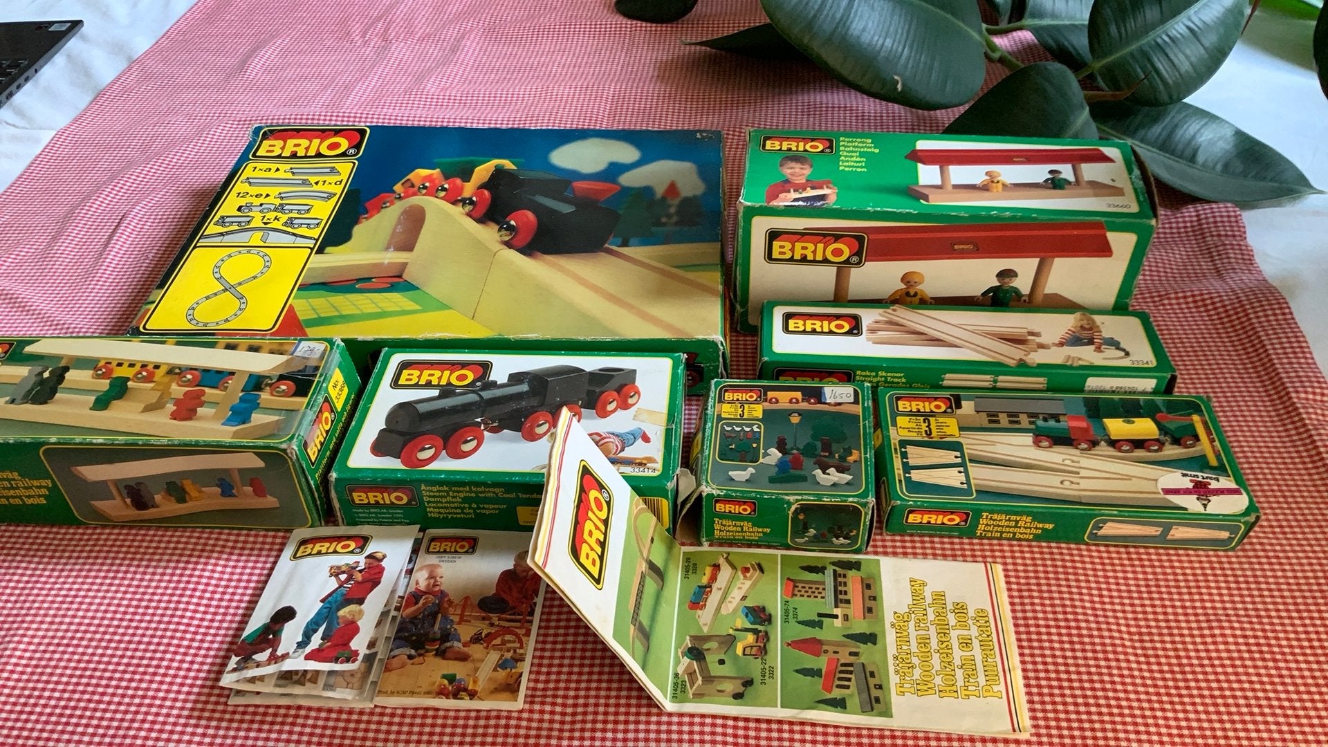 Lege verpakkingen vintage Brio trein+accessoires+3 folders, Ophalen of Verzenden, Gebruikt