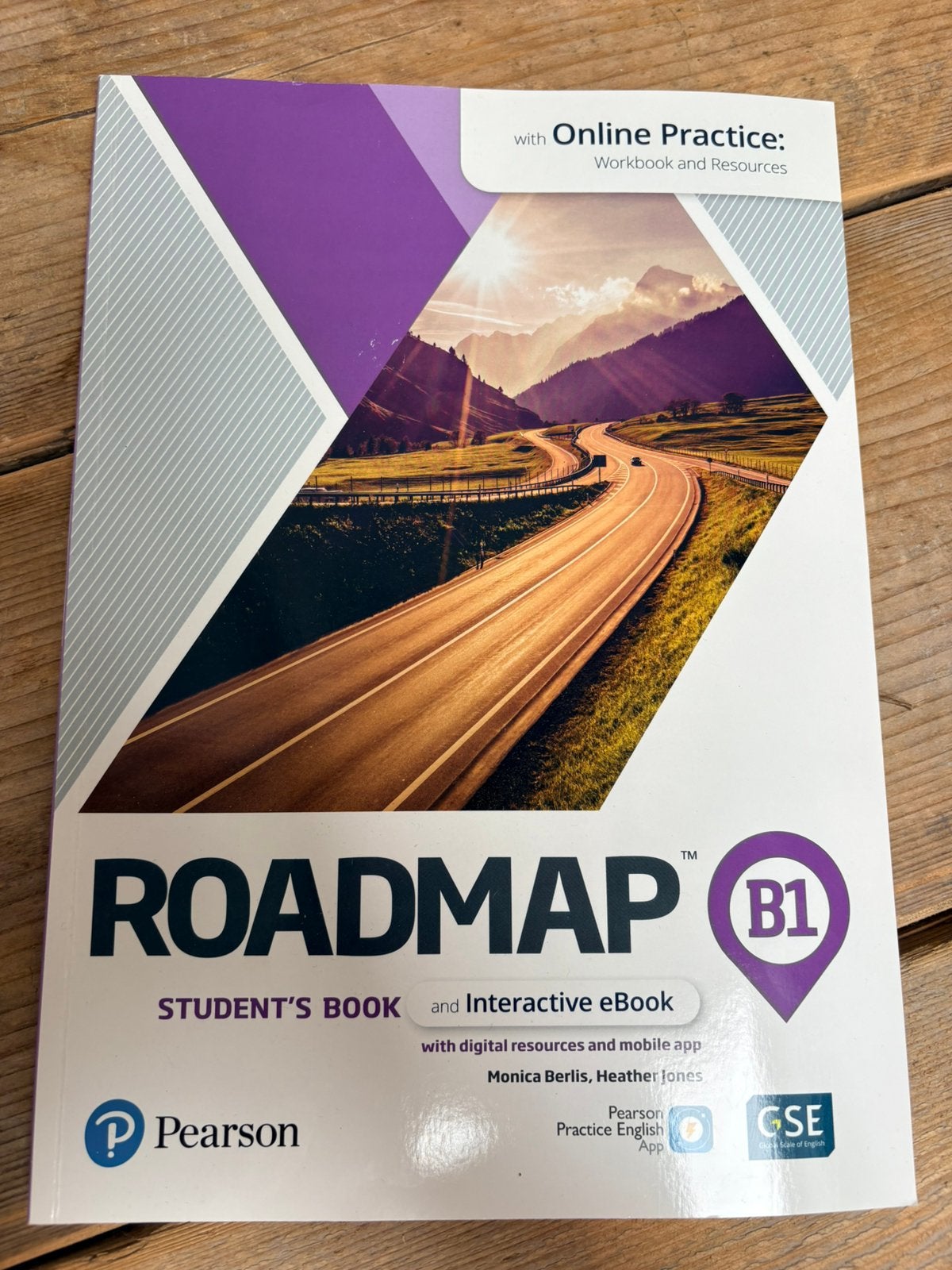 Roadmap B1 – Student’s Book, Ophalen of Verzenden, Zo goed als nieuw
