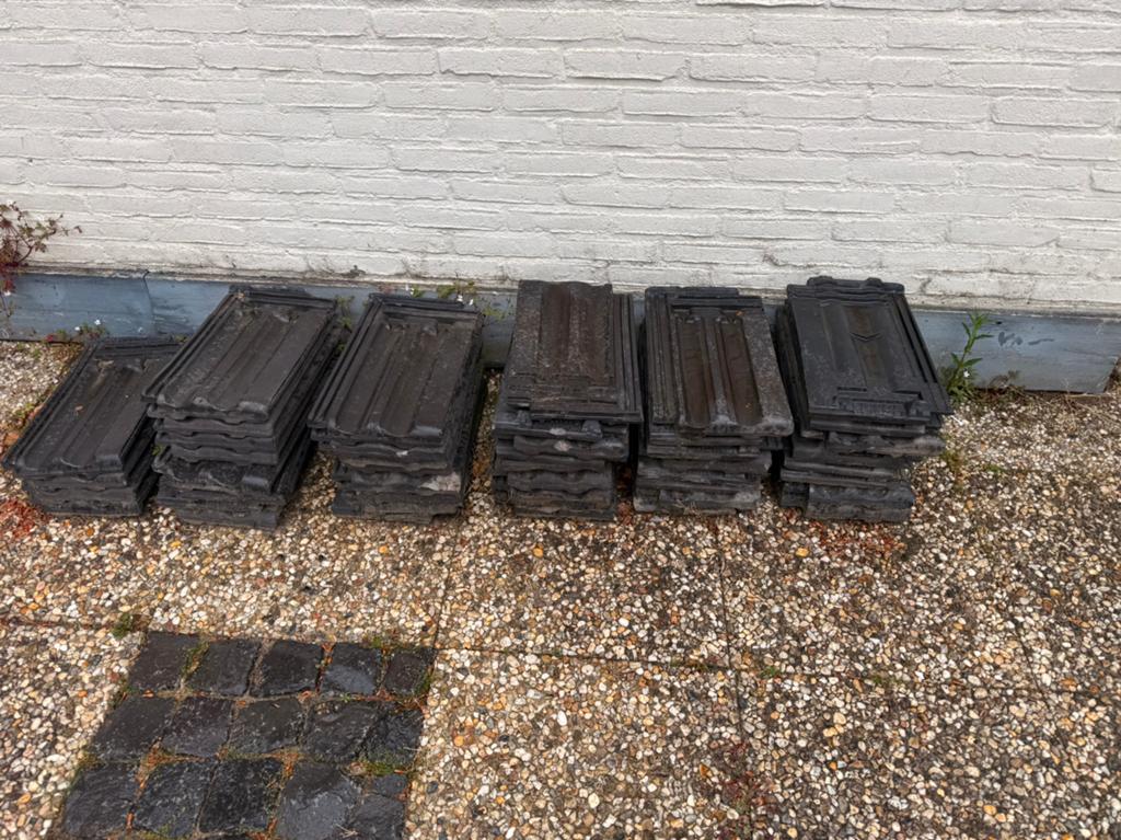 Dakpannen 45 stuk, Doe-het-zelf en Verbouw, Dakpannen en Dakbedekking, Ophalen, Steen of Klei, Minder dan 5 m², Dakpannen