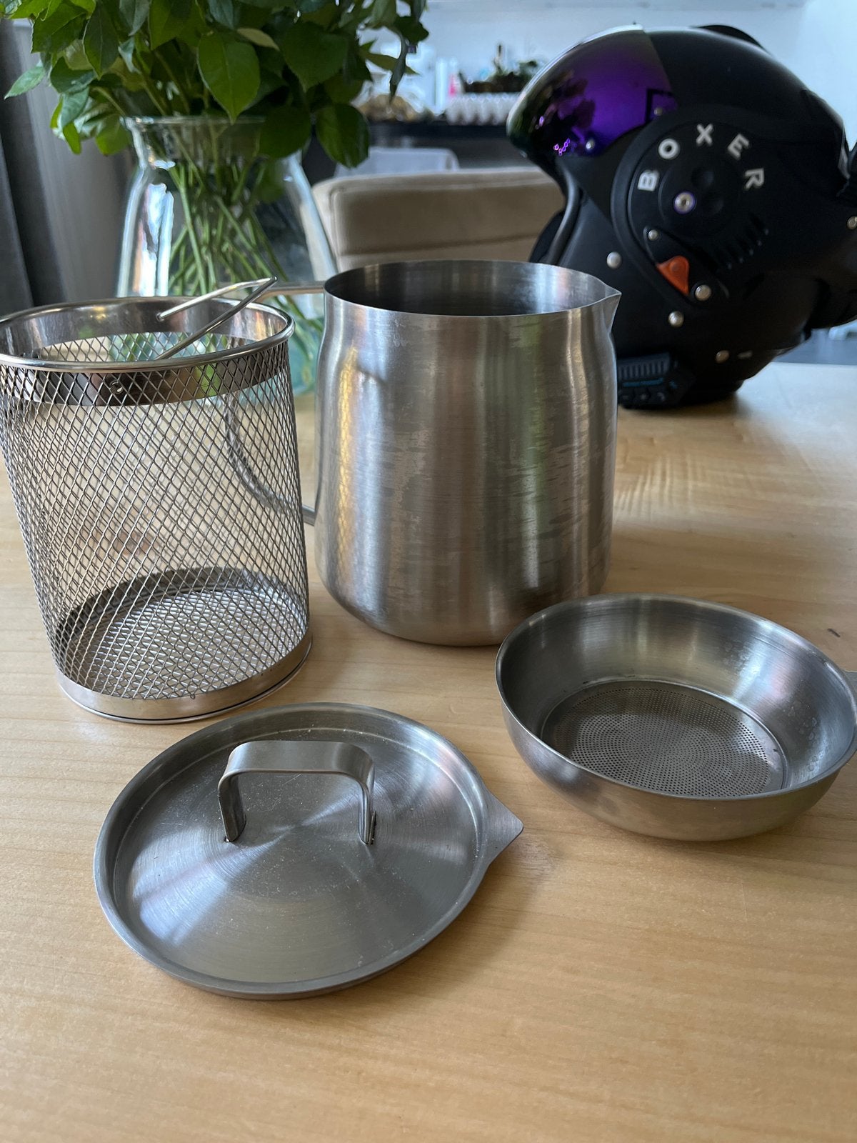 Mini frituurpan met mandje, zeef en deksel, Witgoed en Apparatuur, Frituurpannen, Minder dan 1 liter, Ophalen of Verzenden, Zo goed als nieuw