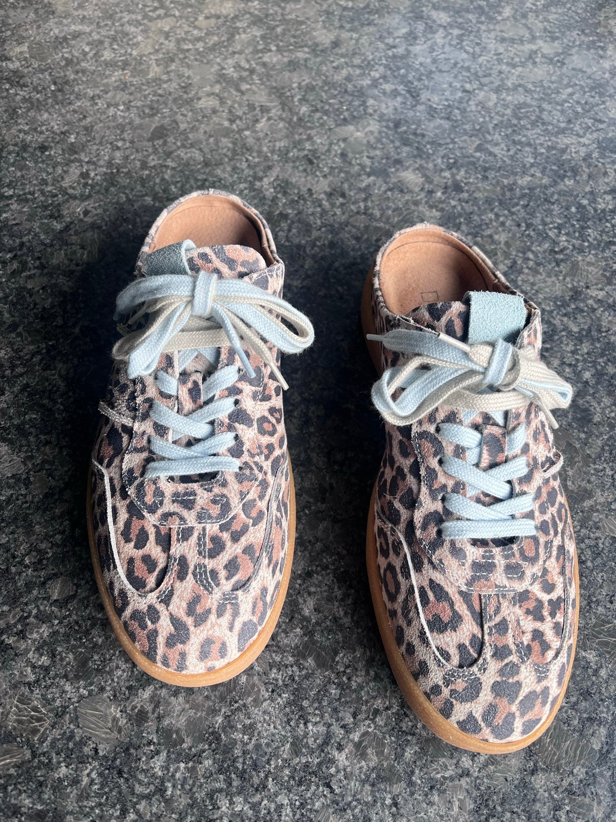 DWRS NOME LEOPARD SAND BLUE sneakers maat 40 nieuw, Kleding | Dames, Schoenen, Ophalen of Verzenden, Nieuw, Blauw, Sneakers of Gympen