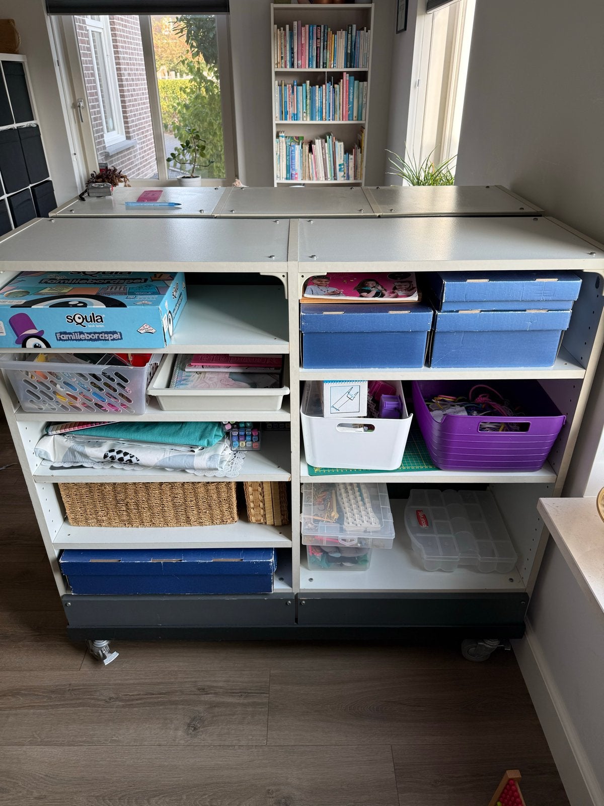 Knutselkasten op wieltjes inclusief knutselspullen, Ophalen, Gebruikt, 50 tot 100 cm, Minder dan 100 cm