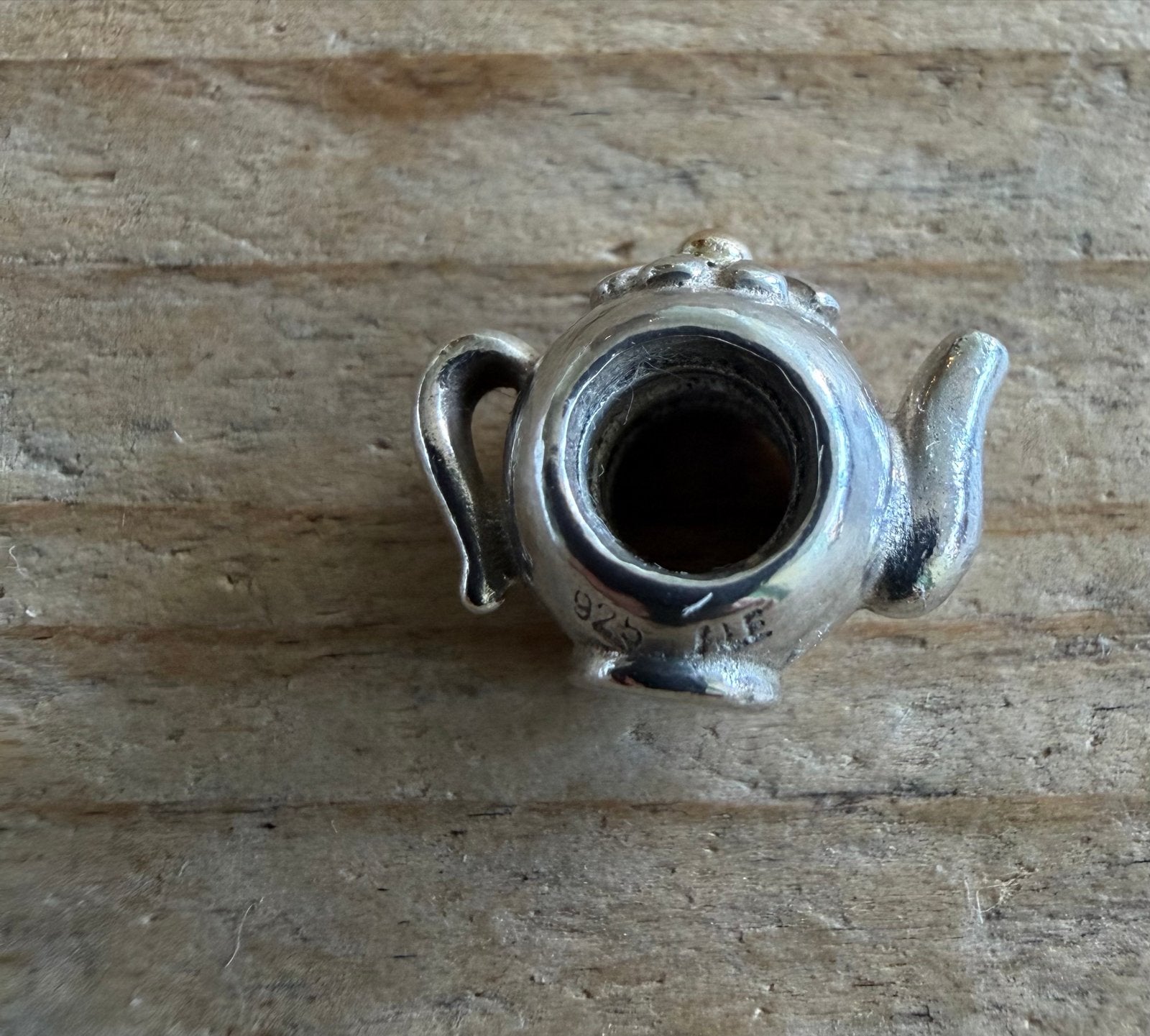 Pandora theepot bedel zilver met gouden knop, Gebruikt, Pandora, Ophalen of Verzenden, 1 bedel