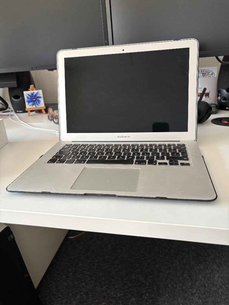 MacBook Air A1466 DEFECT, Qwerty, 13 inch, Minder dan 2 Ghz, Ophalen of Verzenden