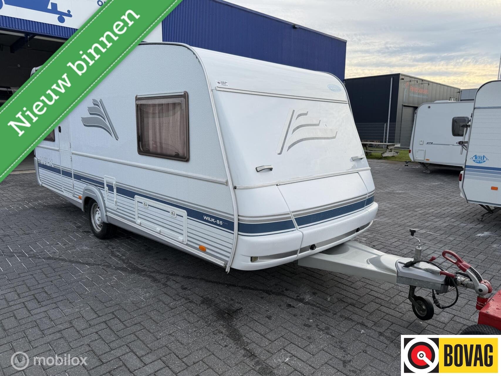 Wilk SE 530 - Enkele bedden, Caravans en Kamperen, 7 tot 8 meter, Bedrijf, Wilk, 1000 - 1250 kg