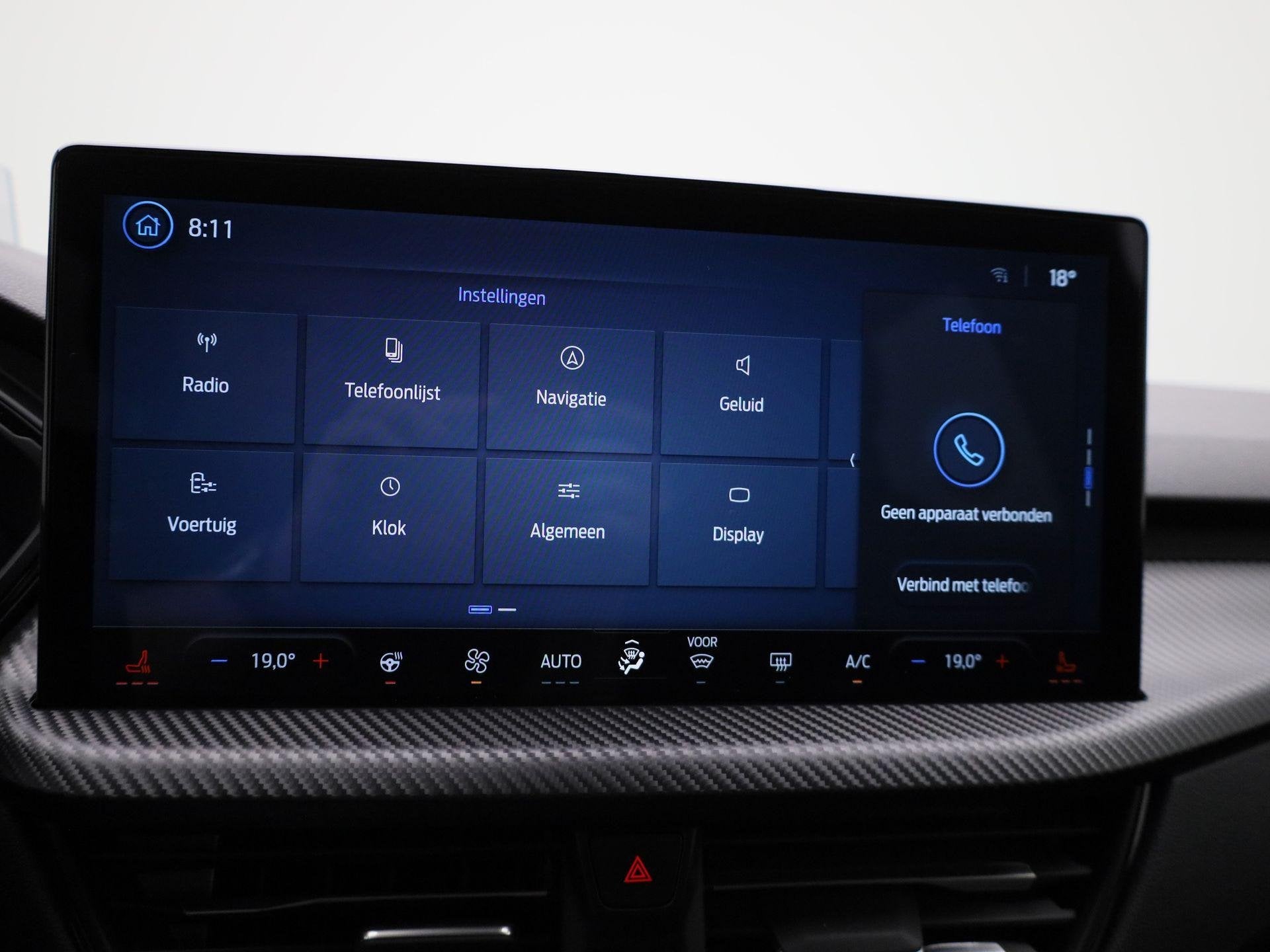 Foto 21 van Ford Kuga 2.5 PHEV ST-Line | Head up display | Camera achter