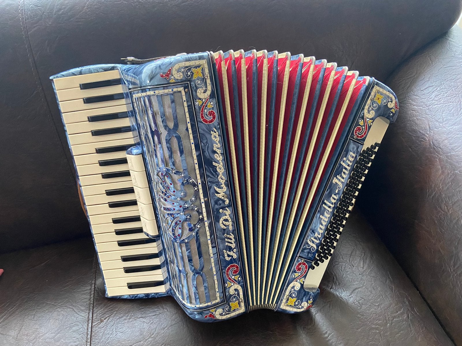 Fl di Modena, Muziek en Instrumenten, Accordeons, Gebruikt, 80-bas, Met koffer, Toetsaccordeon