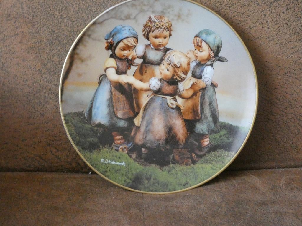hummel wandbord, Ophalen