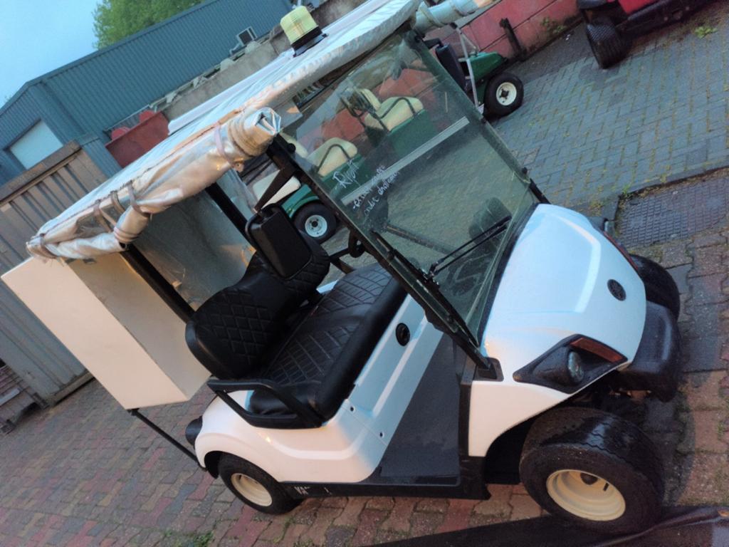 Golfkar Yamaha Drive 2 met laadbak led verlichting, Ophalen, Zo goed als nieuw, Golfkar