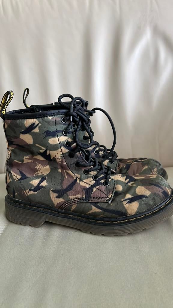 Dr Martens maat 34, Kinderen en Baby's, Kinderkleding | Schoenen en Sokken, Gebruikt, Meisje, Schoenen, Ophalen of Verzenden