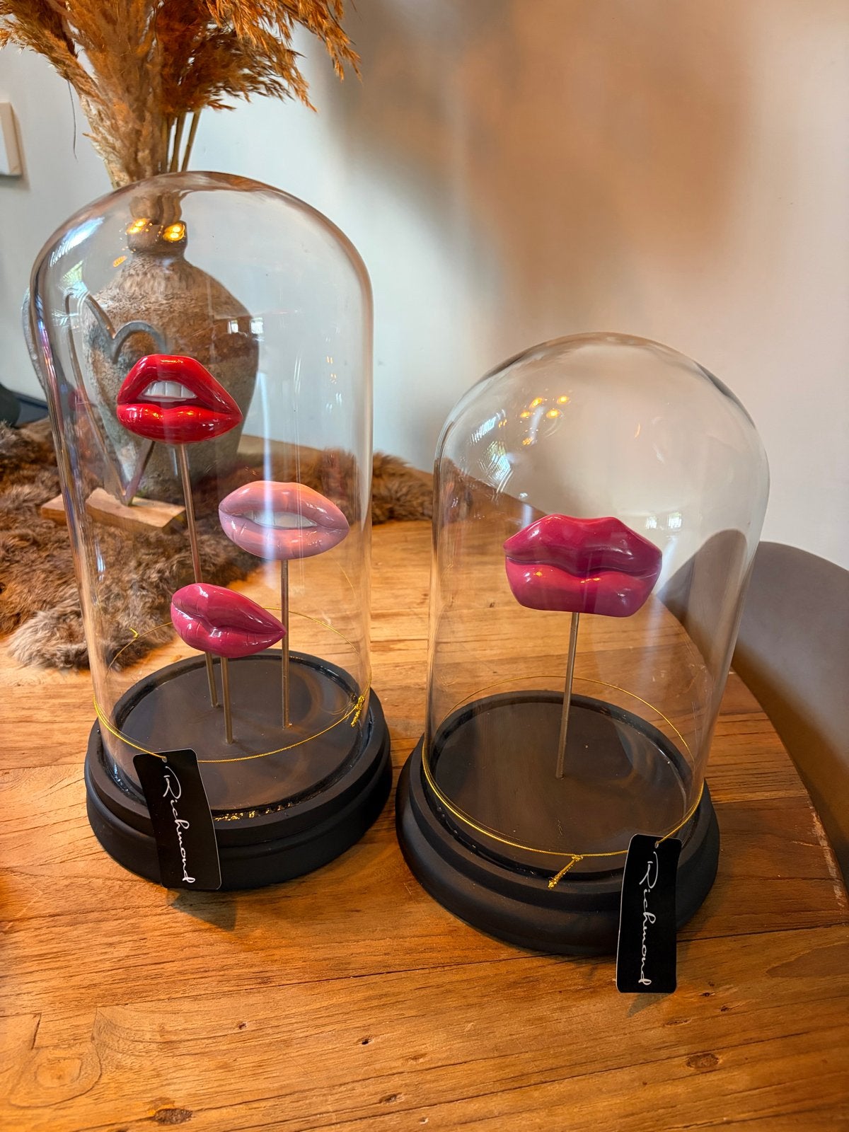 Decoratieve Stolpen met Lippen - Richmond Interiors, Glas, Ophalen, Nieuw, Inclusief decoratie