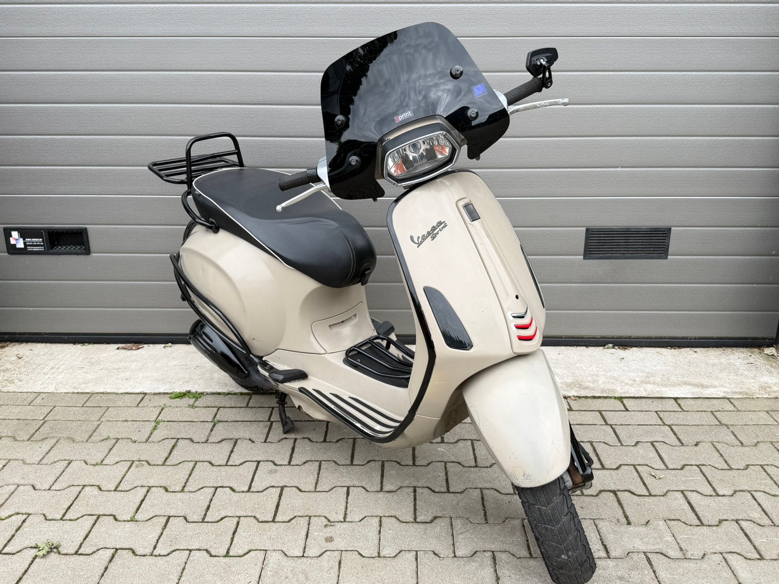 VESPA SPRINT 2017 FULL OPTION Beige Taupe Custom Kleur, Ophalen, Zo goed als nieuw, Benzine, Vespa S
