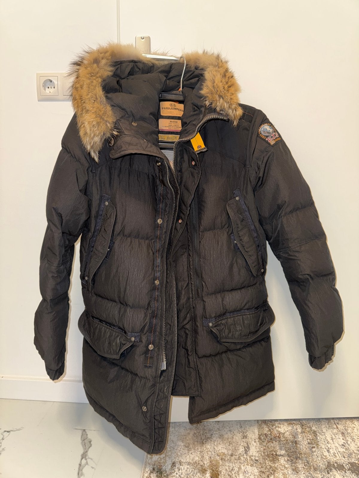 Parajumpers Harraseeket - Zwart met Bontkraag, Ophalen of Verzenden, Zo goed als nieuw, Zwart