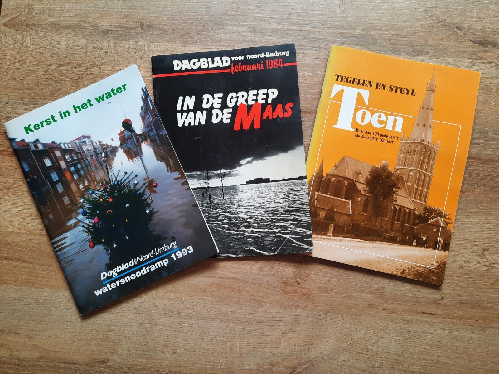 Historische Boeken Tegelen, Steyl en Watersnoodramp, Ophalen, Zo goed als nieuw, Overige typen