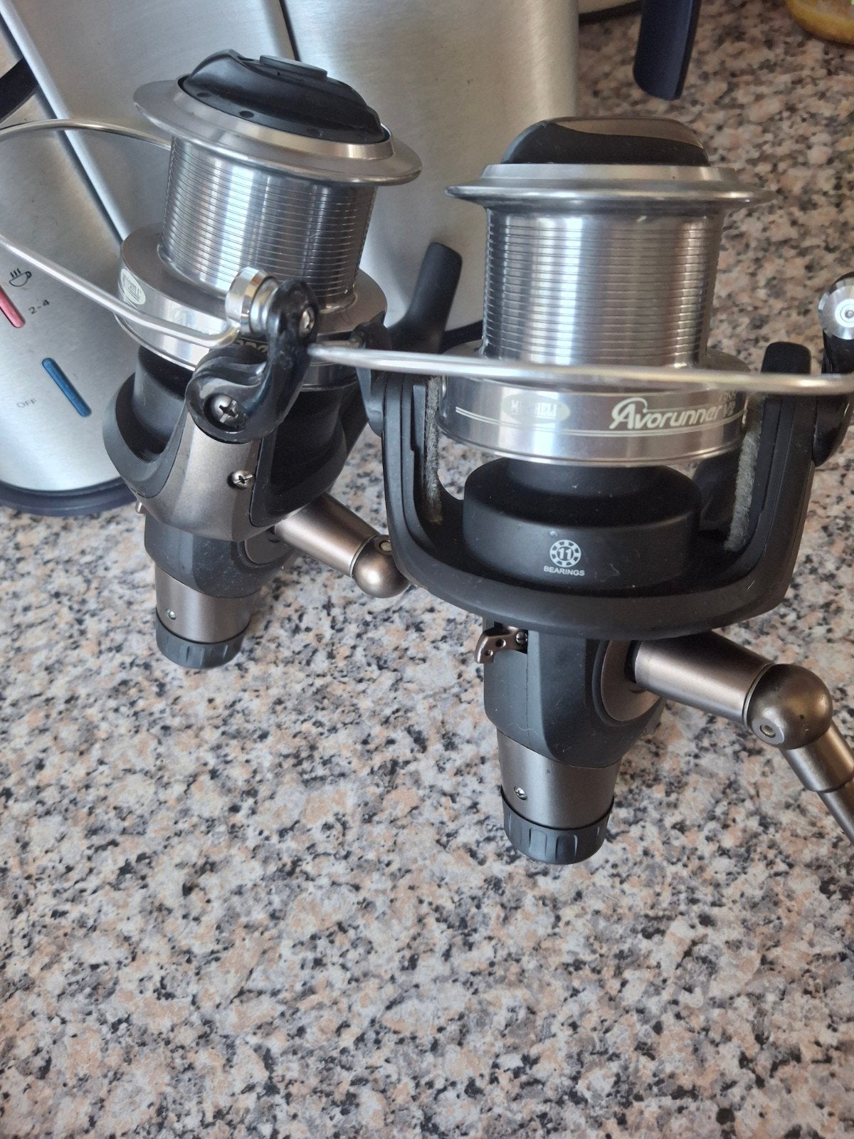 aangeboden 2 zgan molens met Baitrunner, Ophalen, Zo goed als nieuw, Molen