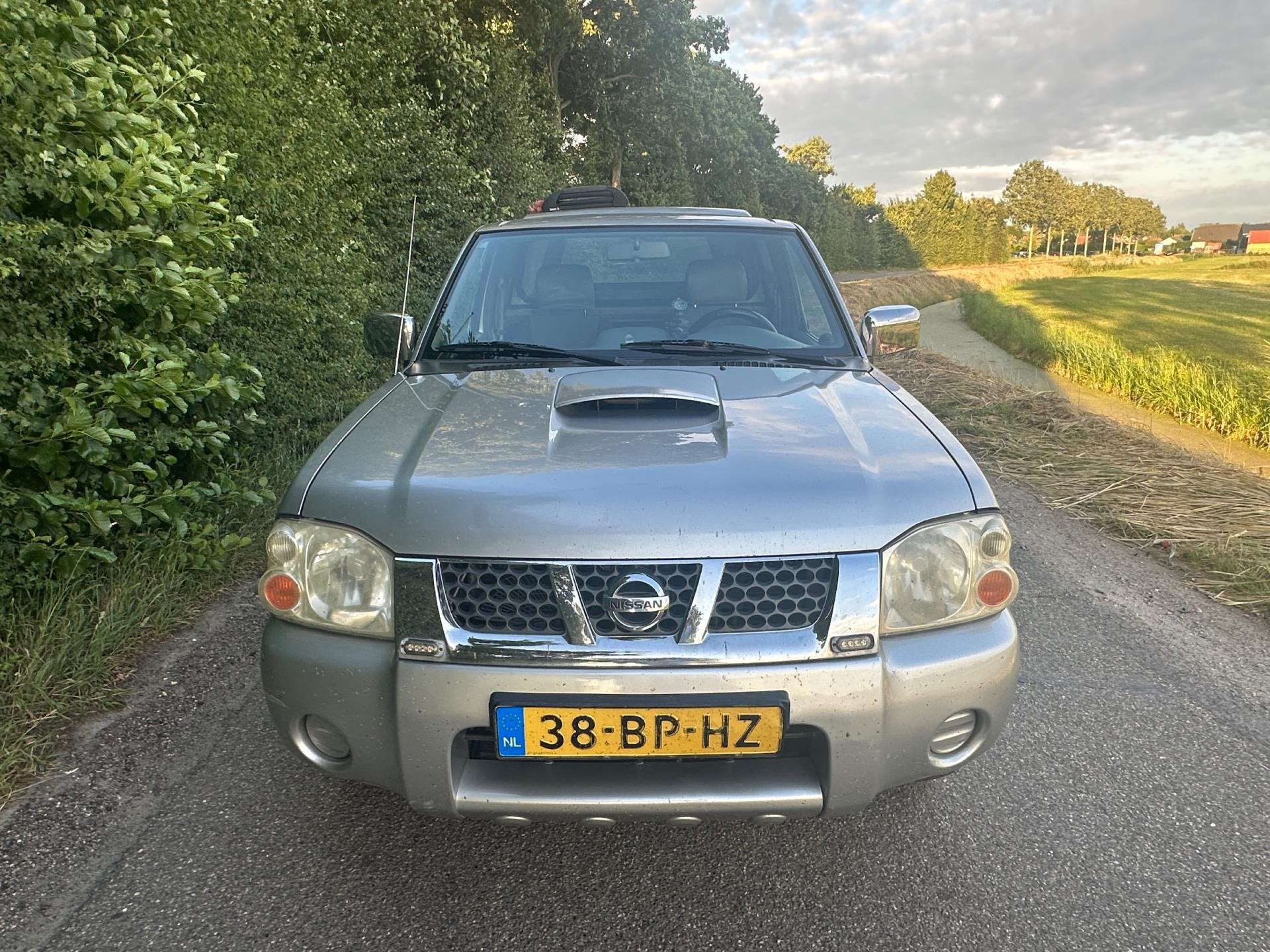 Nissan Pick-up 2.5 DTi King Cab D22 Engine/4x4/Airco Top!, Auto's, Stof, Gebruikt, 4 cilinders, 133 pk