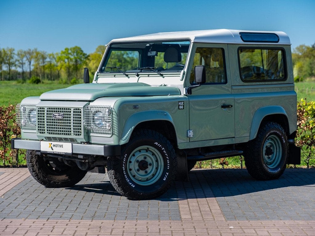 Land Rover Defender 2.2 D SW 90 Heritage Limited Edition | 6, Auto's, Land Rover, Euro 5, Stof, Gebruikt, 4 cilinders