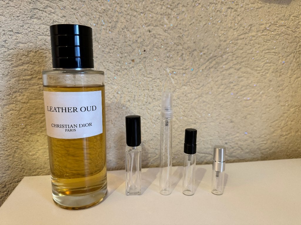 Leather Oud (vintage) decant sample split parfum, Ophalen of Verzenden