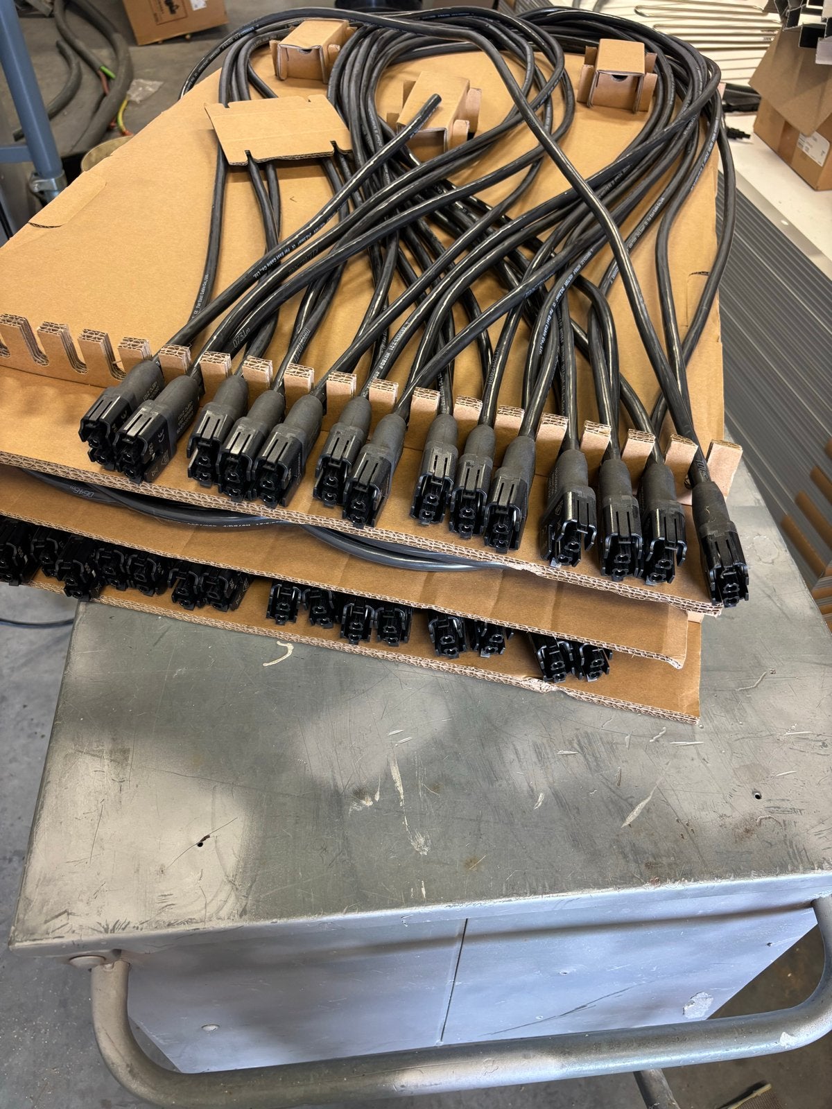 Enphase Q-kabel 1-fase 2m (20 stuks) tussenstekkers, Ophalen, Nieuw, Enphase, Kabel of Snoer