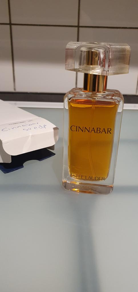 Cinnabar Estee lauder edp 50 ml, Ophalen of Verzenden, Zo goed als nieuw