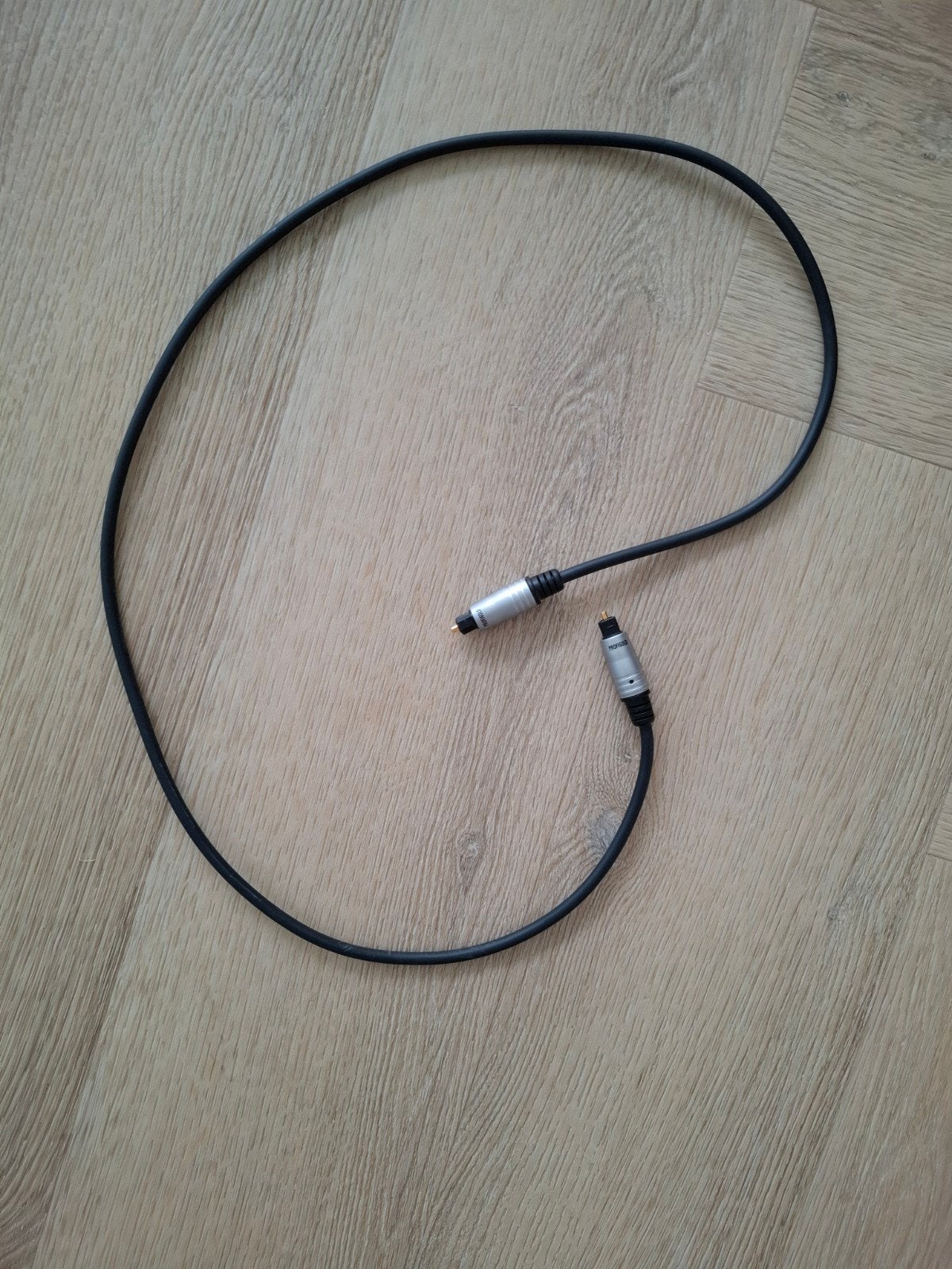 Digitale optische kabel 1 meter, Audio, Tv en Foto, Audiokabels en Televisiekabels, Ophalen of Verzenden, Gebruikt, Minder dan 2 meter