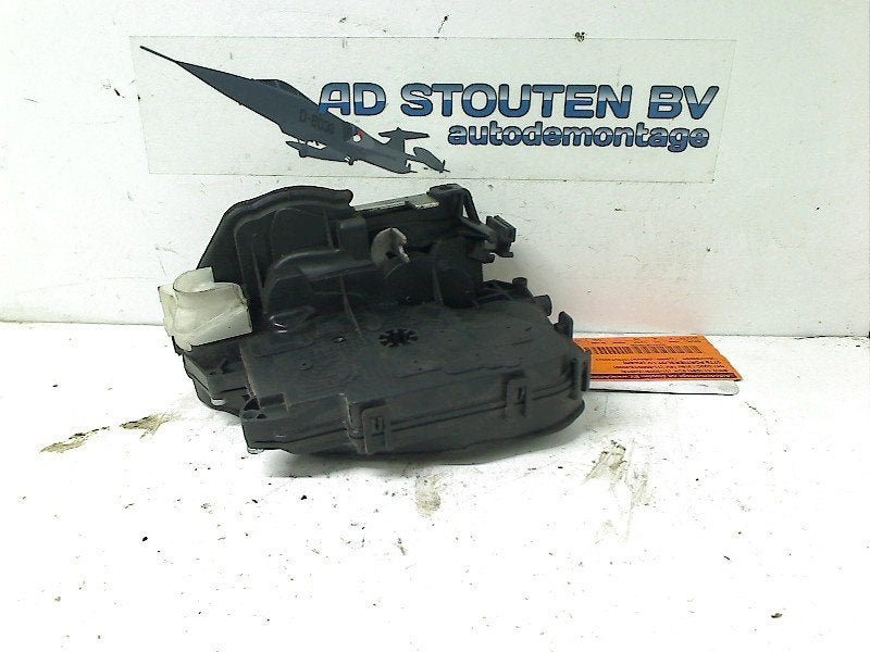 Portierslot Links Voor BMW X1 (E84) 2012 7229469, Gebruikt, Petuelring 130, München 80809, , Duitsland, BMW, Bayerische Motoren Werke AG