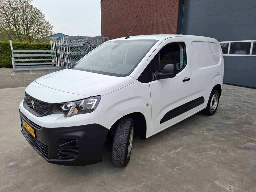 Peugeot Partner 1.5 BlueHDI Premium AIRCO/Schuifdeur Euro 6, Stof, Gebruikt, 4 cilinders, Wit