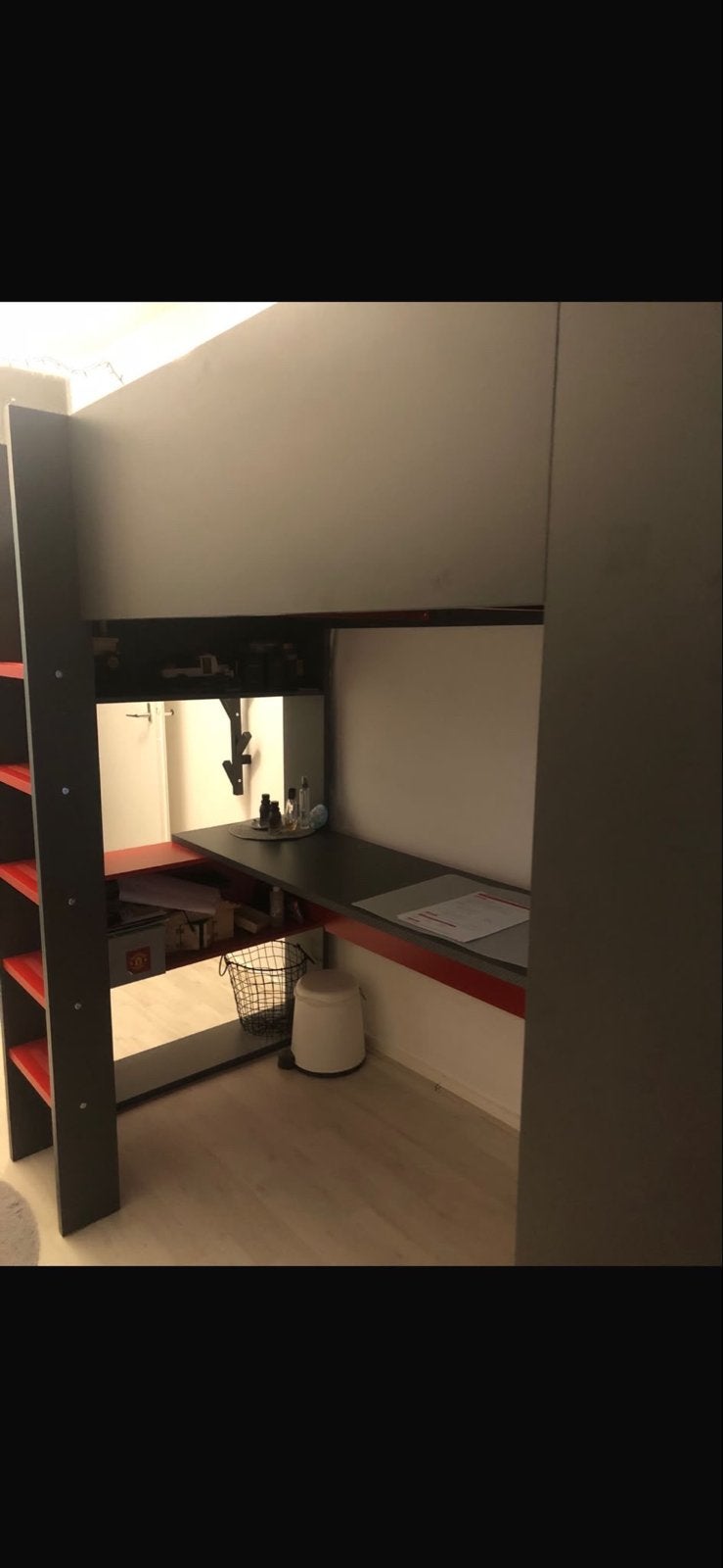 Gaming Hoogslaper Antraciet met Rood - Inclusief Bureau, Ophalen, Gebruikt, Eenpersoons, 200 cm