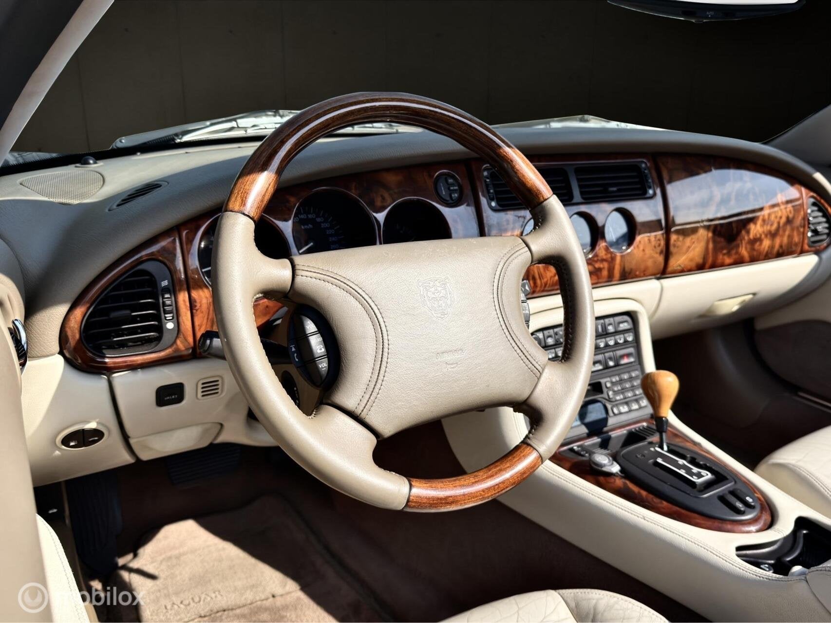Jaguar XKR 4.0 V8 Convertible Cabrio|Voll. Onderhoudshistori, Auto's, Jaguar, Achterwielaandrijving, Gebruikt, Cabriolet, Bedrijf
