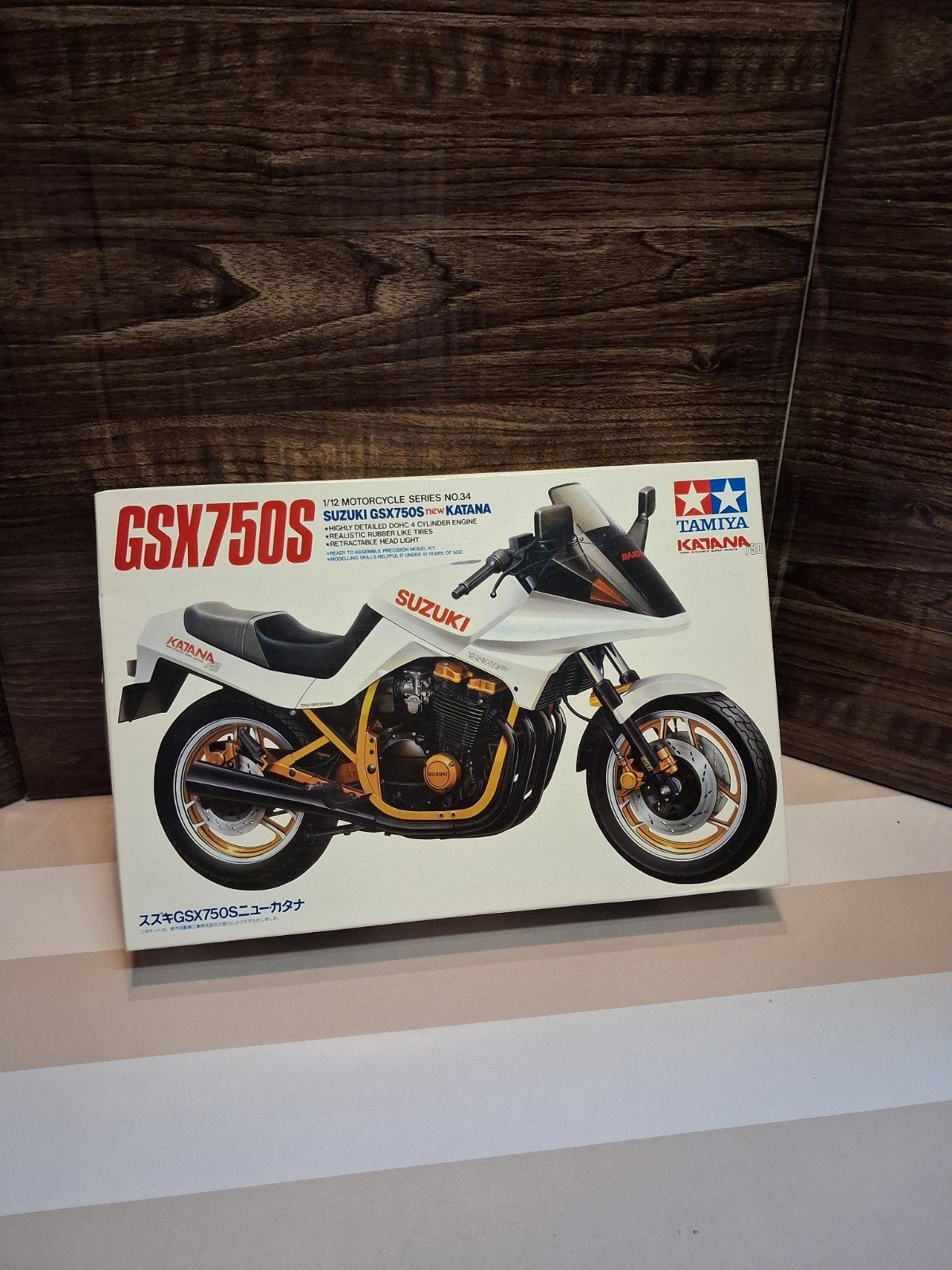 Tamiya - Suzuki GSX750S, Hobby en Vrije tijd, Modelbouw | Auto's en Voertuigen, Zo goed als nieuw, Overige typen, 1:32 tot 1:50