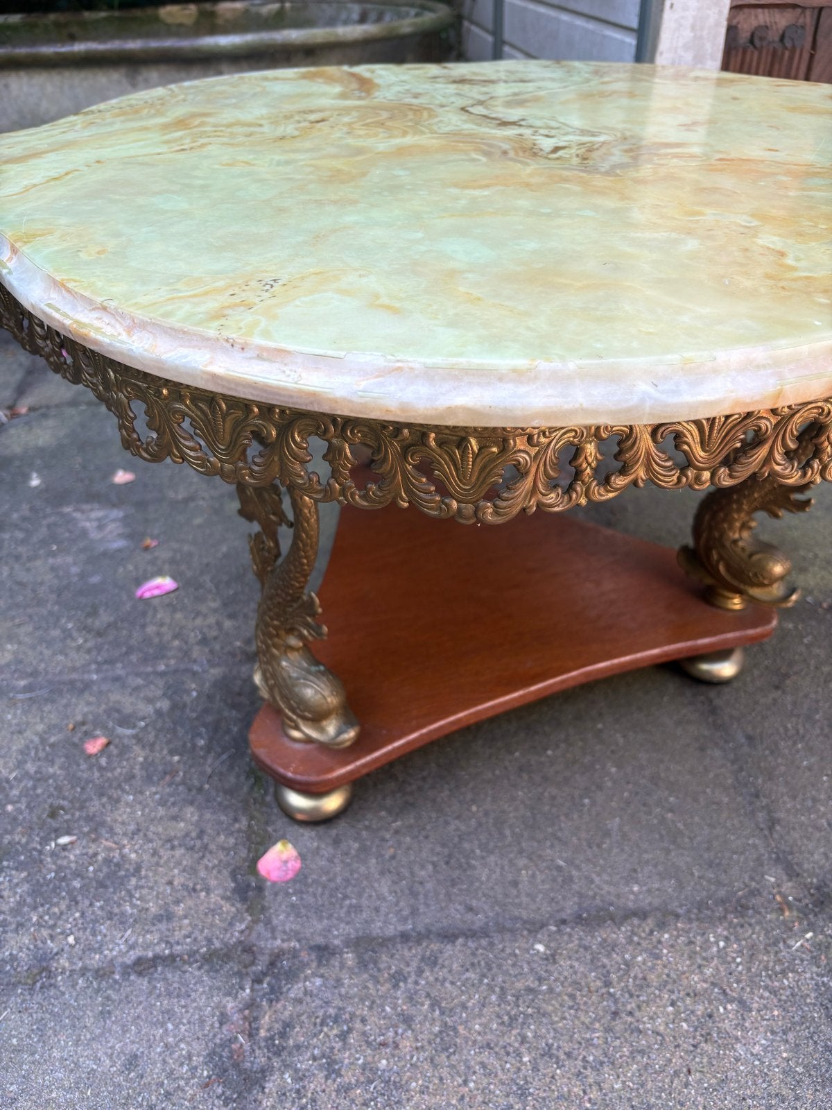 Onyx Marmeren Salontafel met gestyleerde dolfijnen Decoratie, Antiek en Kunst, Ophalen