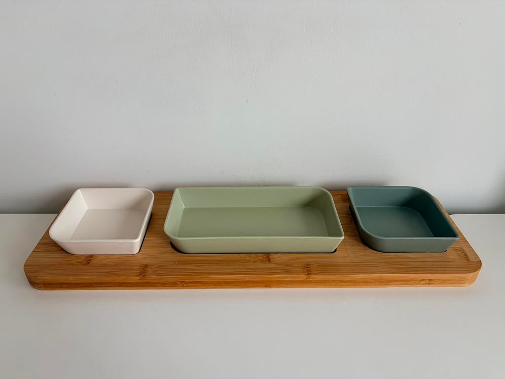 Senza serveer plank hout met 3 schaaltjes NIEUW!!!, Overige materialen, Overige typen, Nieuw, Ophalen of Verzenden