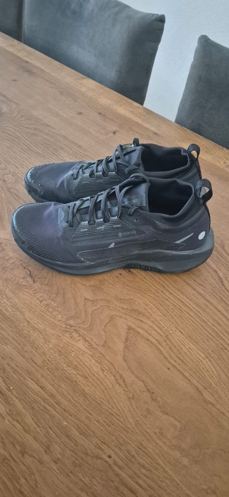 Nike Pegasus Trail 5 GTX
Maat eu: 42,5 us: 9 Goretex, Sport en Fitness, Loopsport en Atletiek, Ophalen of Verzenden, Zo goed als nieuw