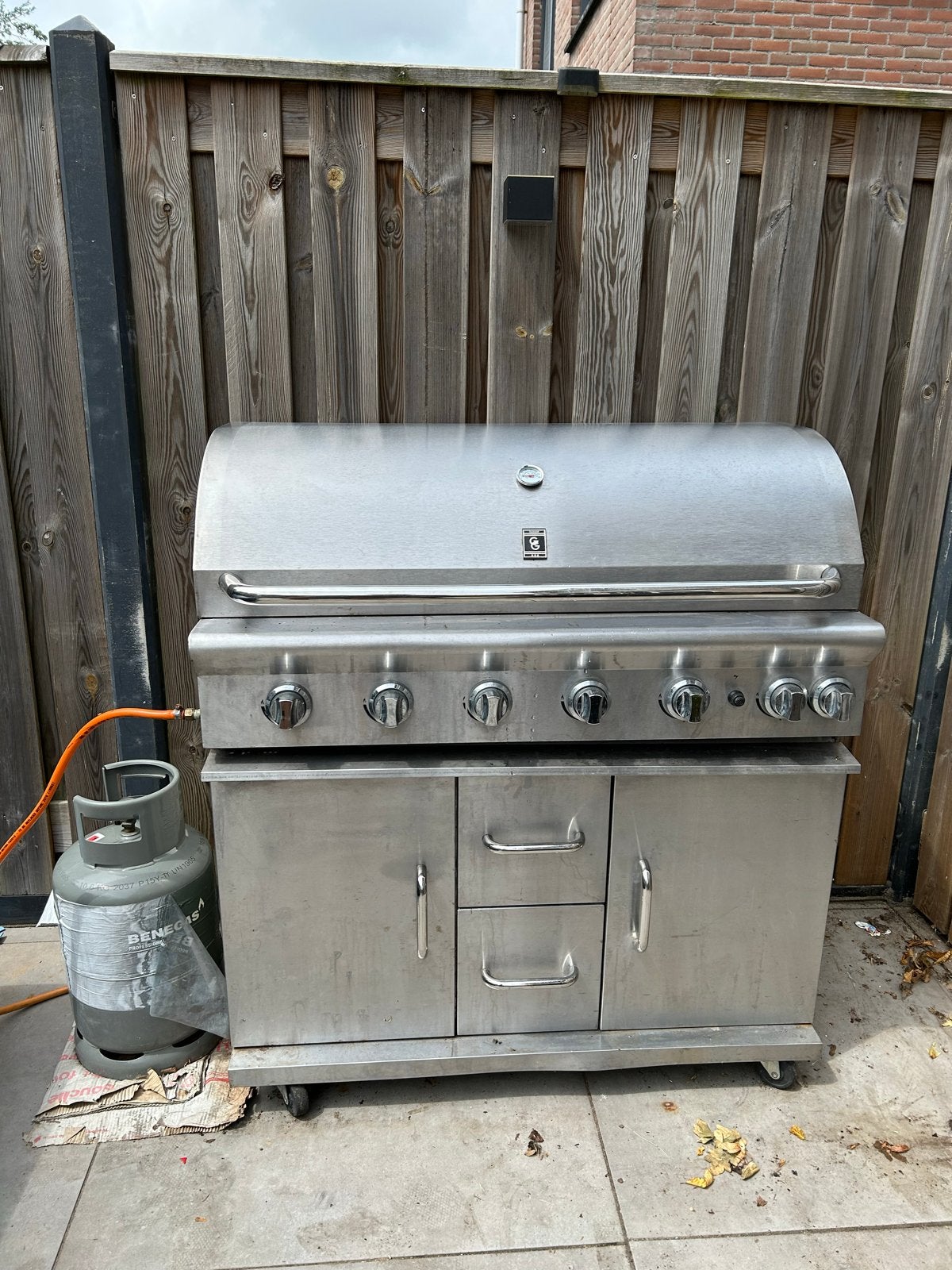 GardenGrill BBQ met 6 branders en draaispit, Ophalen, Gebruikt
