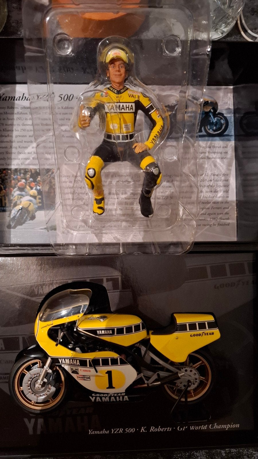 Valentino Rossi 46 Yamaha minichamps 1:12, Ophalen of Verzenden, Nieuw