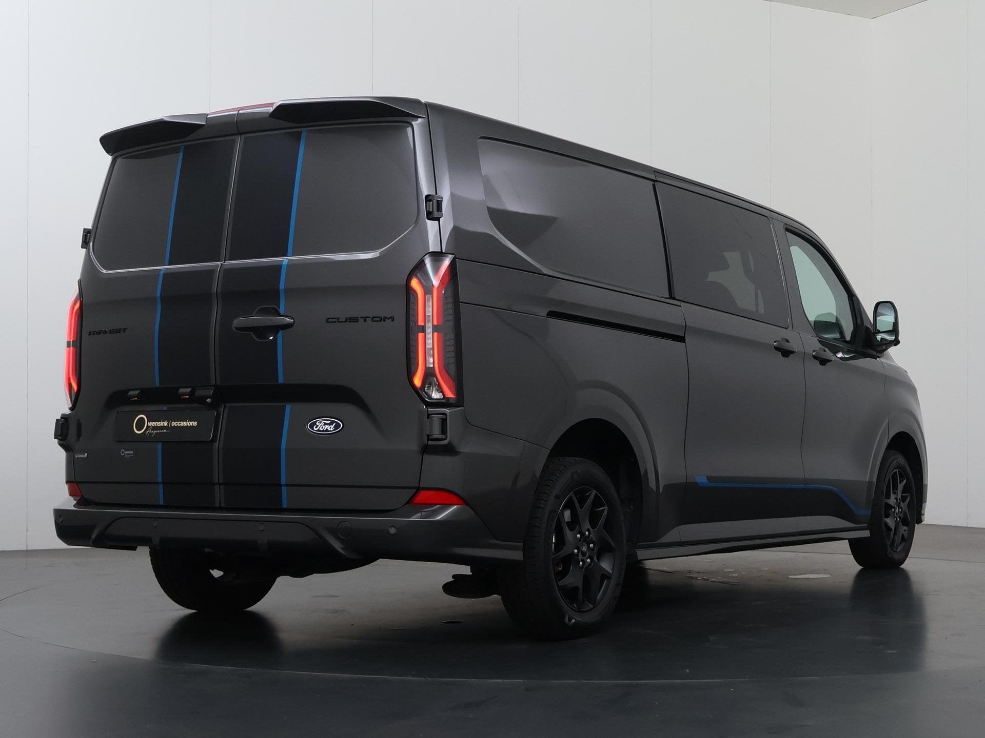 Ford Transit Custom 2.5 PHEV | SPORT | AUT. | DUBBEL CABINE, Auto's, Dealer onderhouden, Gebruikt, 4 cilinders, Plug-in hybride