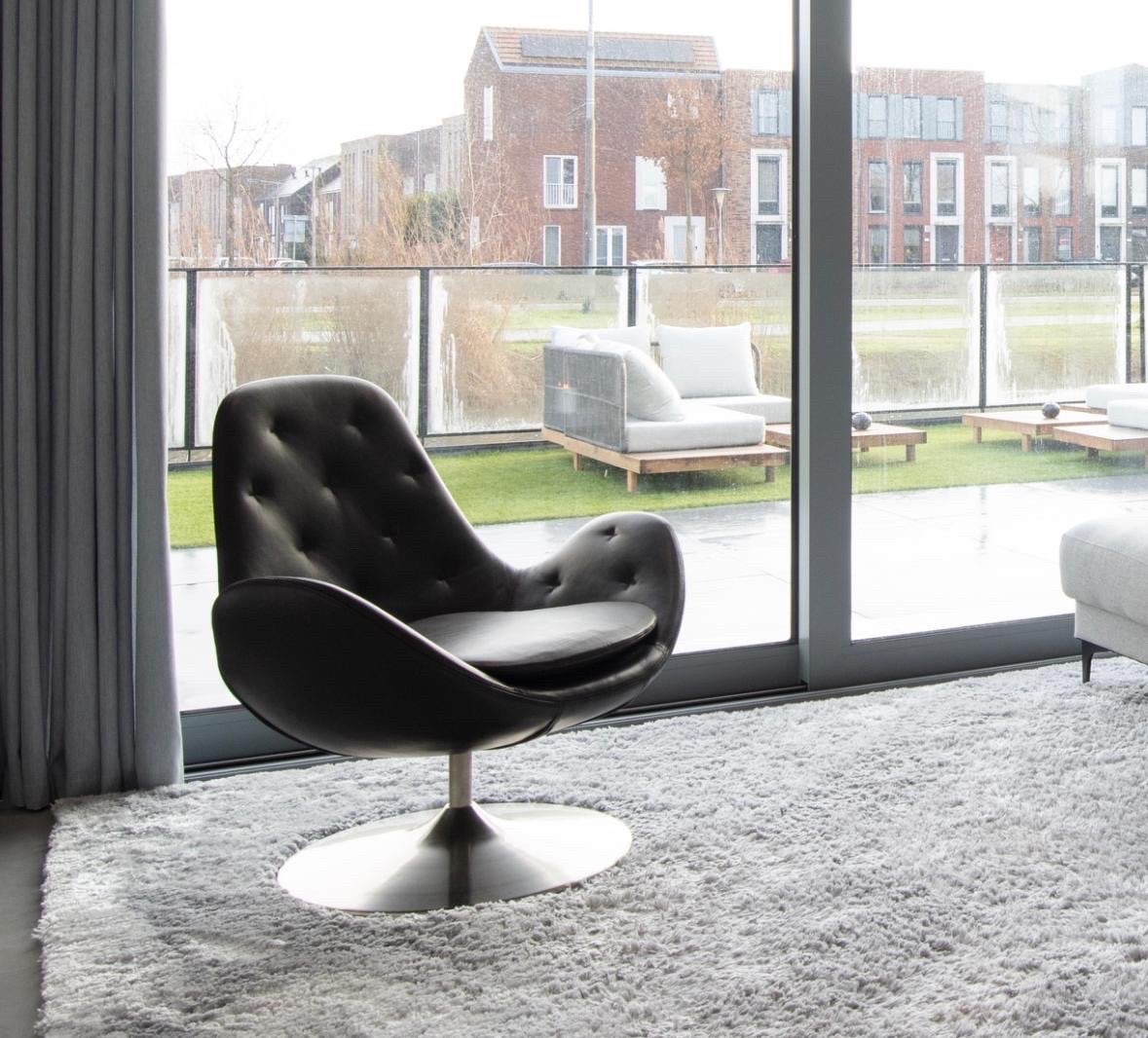 Luxe loungestoel van bruin leer van eijerkamp, Huis en Inrichting, Fauteuils, Ophalen, Zo goed als nieuw, 50 tot 75 cm, Leer