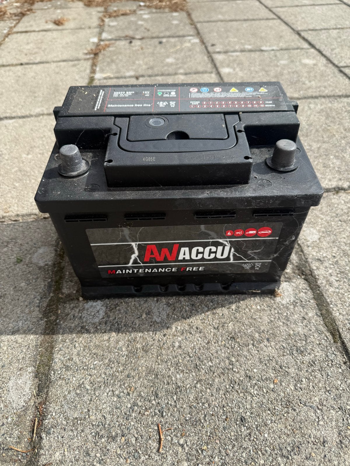 Accu 12V AW 400A 56077 SMF - Startaccu, Gebruikt, Universele onderdelen