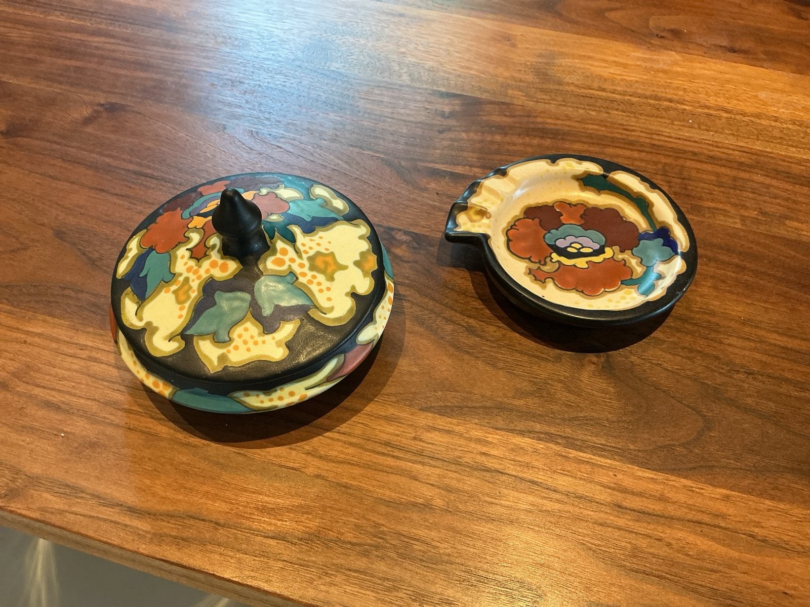 Regina Lydia Gouda plateel asbak en bonbon schaaltje, Ophalen of Verzenden
