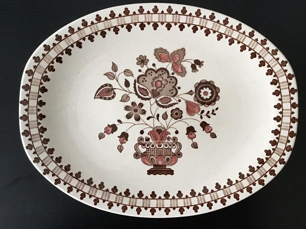 Johnson Bros Old Granite Staffordshire. Afm 30 bij 24 cm, Ophalen of Verzenden, Zo goed als nieuw
