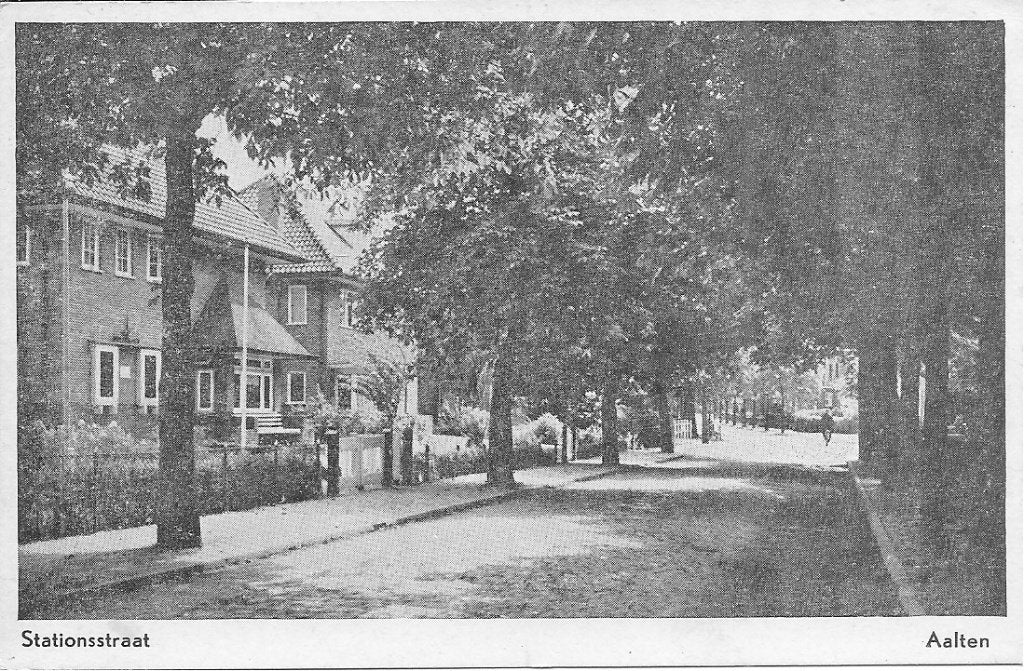 Aalten, Stationsstraat - Uitgave Messink & Prinsen, Ophalen of Verzenden, 1940 tot 1960, Ongelopen, Gelderland