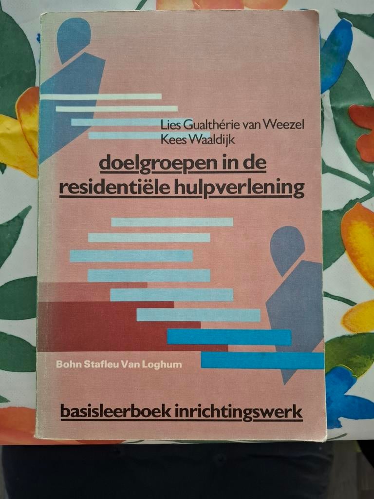Doelgroepen in de residentiële hulpverlening, Ophalen of Verzenden, Beta, Gelezen, HBO