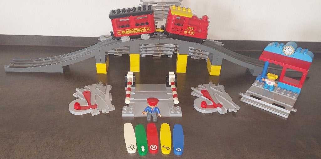 duplo trein werkt op app (rood nr 26), Kinderen en Baby's, Speelgoed | Duplo en Lego, Ophalen of Verzenden, Gebruikt, Duplo