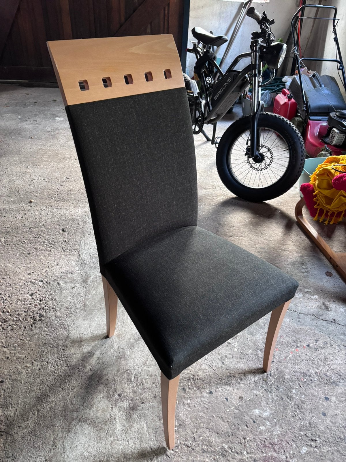 Eetkamerstoelen 4 stuks - als nieuw, Ophalen, Zo goed als nieuw, Hout, Vier