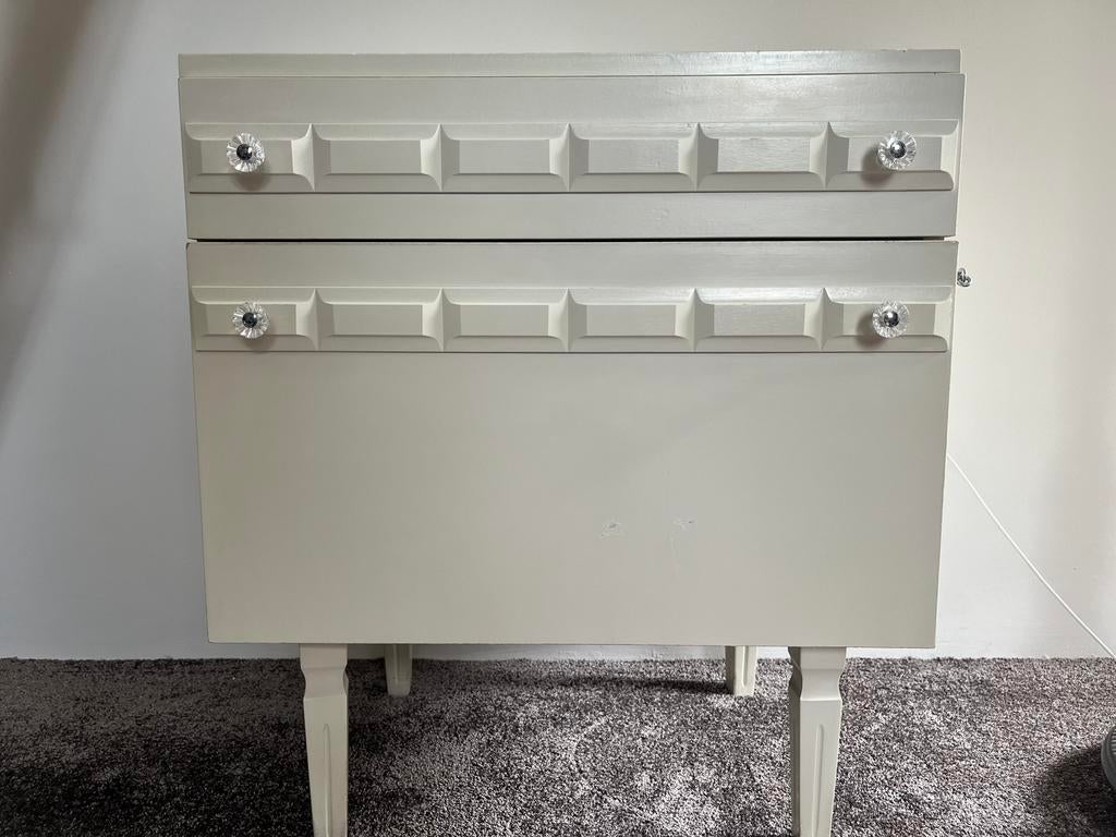 Nachtkastje retro jaren ‘60 / ‘70, Gebruikt, 45 tot 65 cm, Hout, 55 tot 70 cm