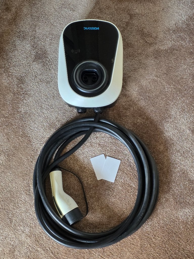 DUOSIDA Laadpaal met kabel voor elektrische auto, Ophalen of Verzenden, Gebruikt, Laadpaal en Laadkabel