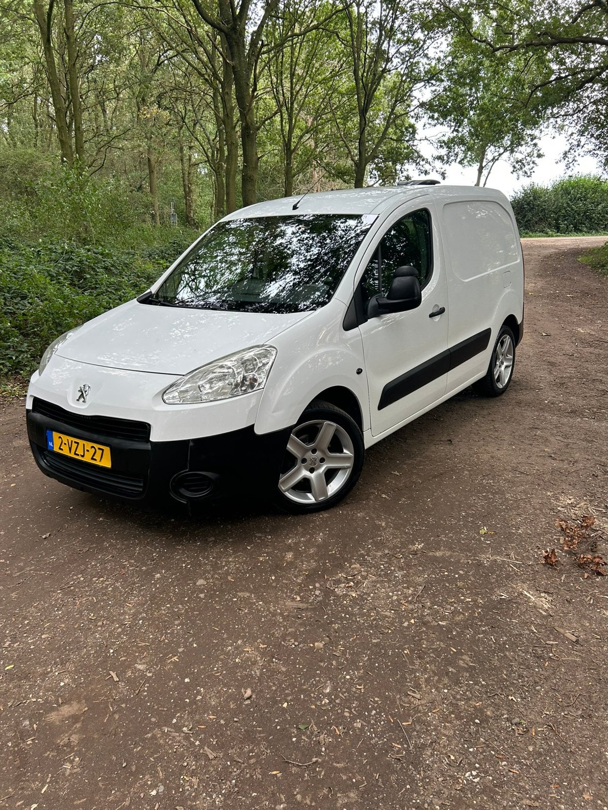 Peugeot Partner 1.6 HDI 66KW 2012, Airbags, Wit, Origineel Nederlands, 1560 cc
